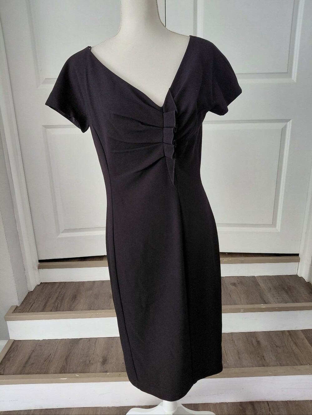 Jessica Simpson Black Short Sleeve Dress with Asymmetric Neckline Size 12 EUC